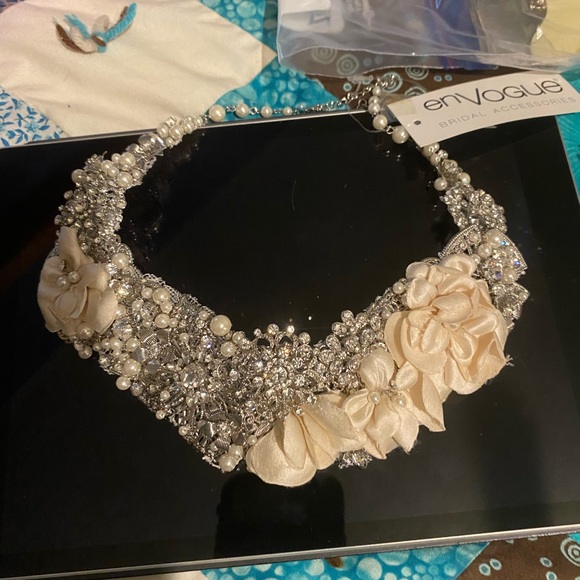 Accessories - Bridal jewelry NWT